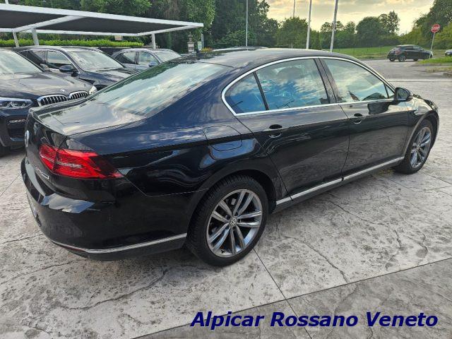 VOLKSWAGEN Passat Berlina TDI HIGHLINE BlueMotion Technology DSG