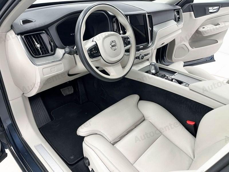 Volvo XC60 XC60 B4 (d) 197CV AUT AWD PLUS DARK