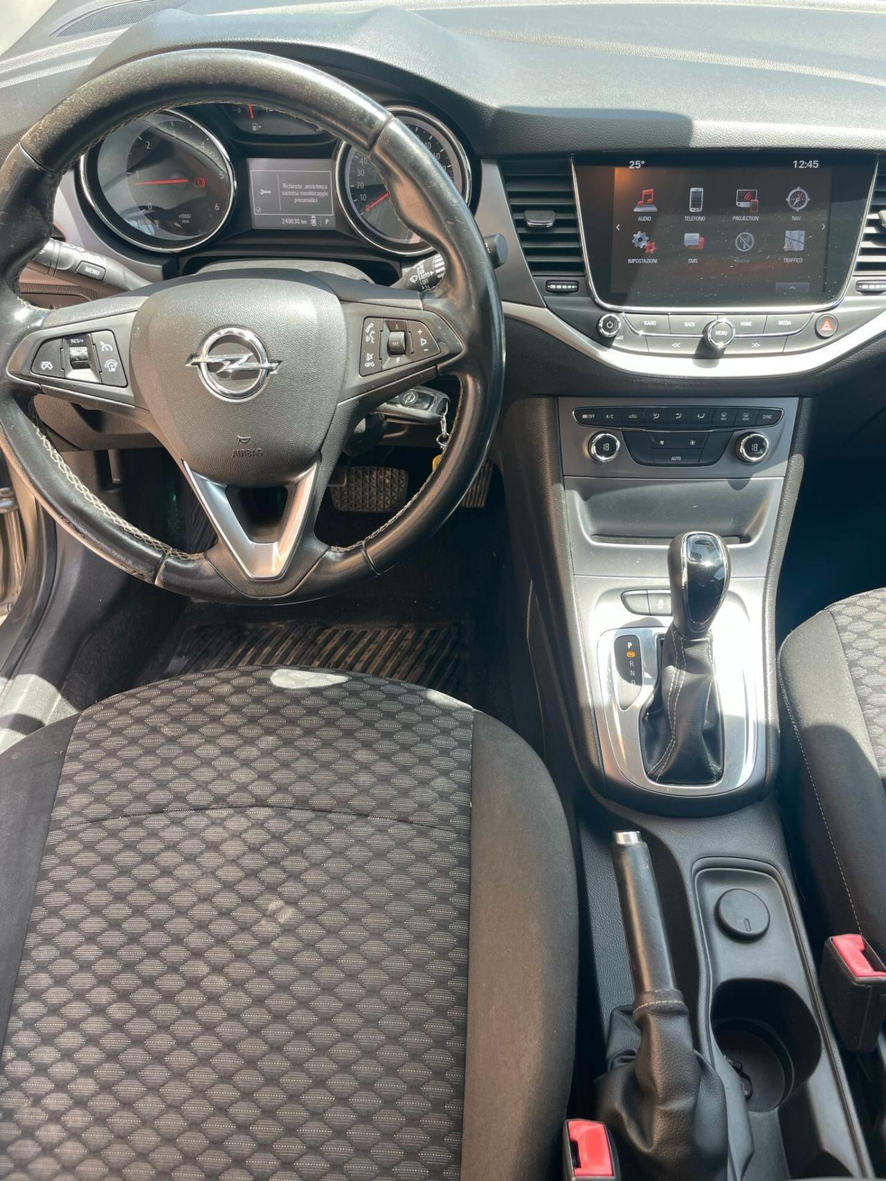 Opel Astra 1.6 CDTi 136CV aut. Sports Tourer Dynamic