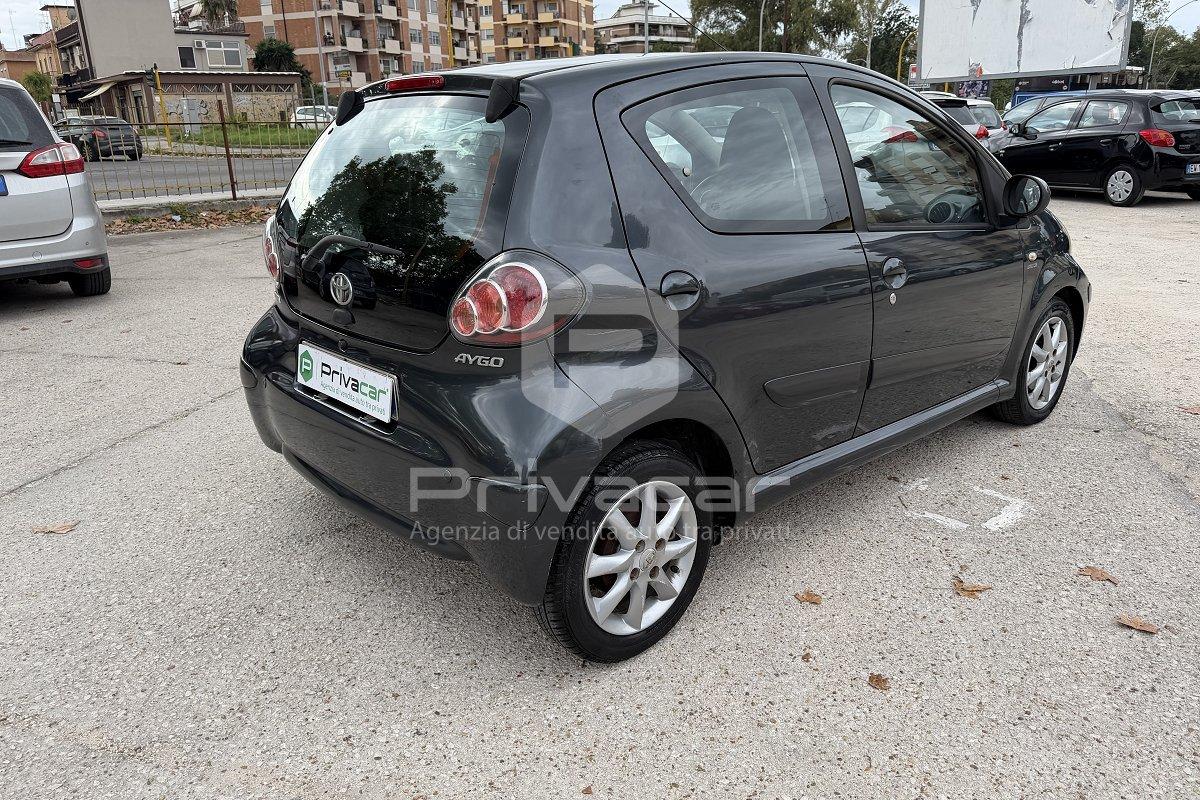 TOYOTA Aygo 1.0 12V VVT-i 5 porte Sol