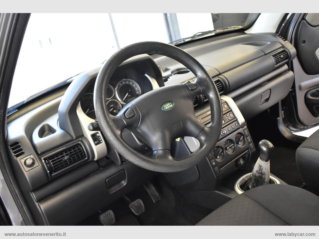 LAND ROVER Freelander 2.0 Td4 3p. Softback S