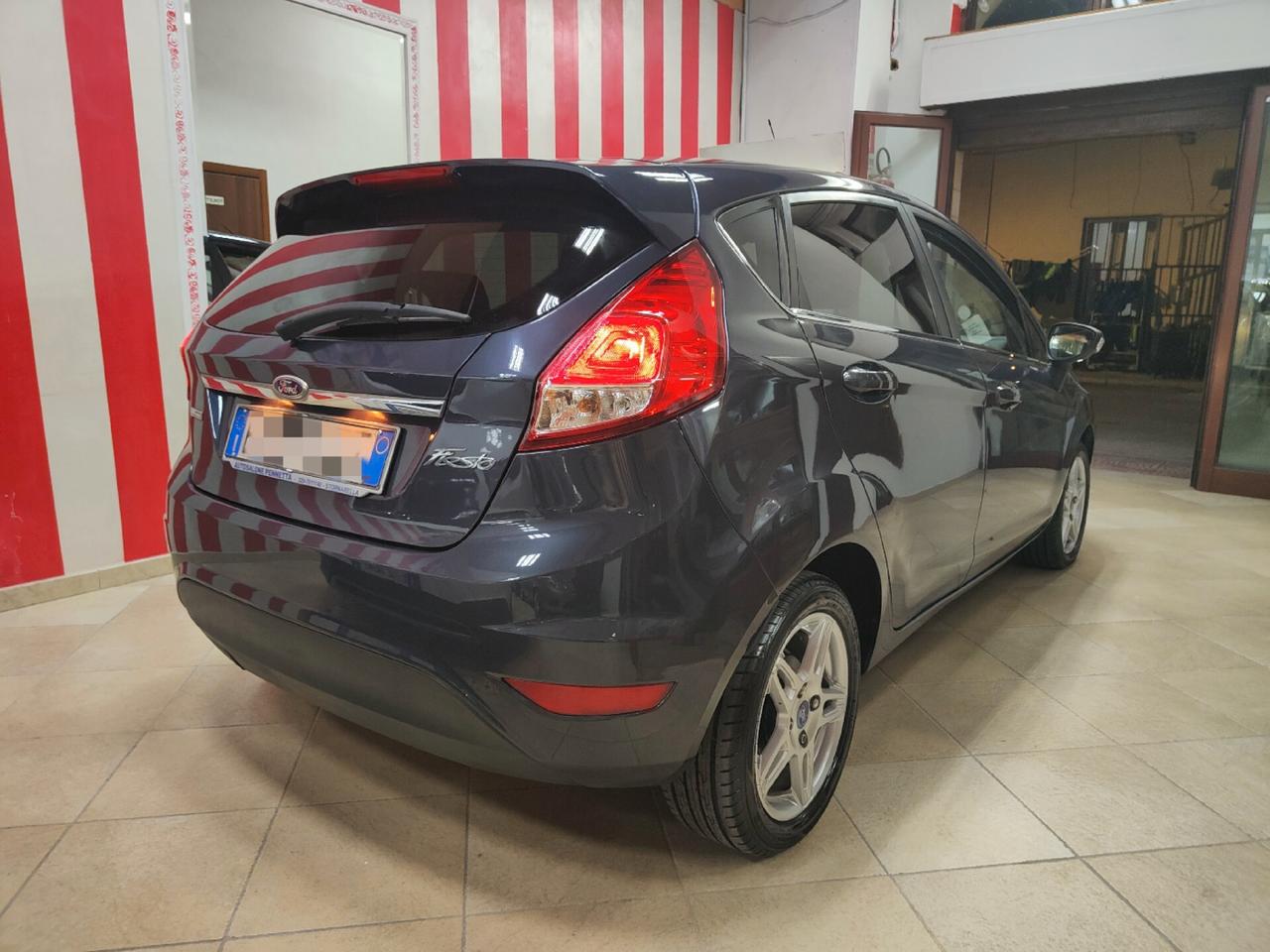 Ford Fiesta 1.5 TDCi 75CV 5 porte Titanium