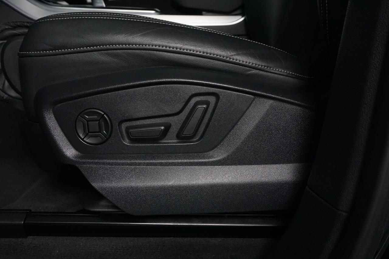 Audi Q8 45 TDI quattro tiptronic S Line Identity Black