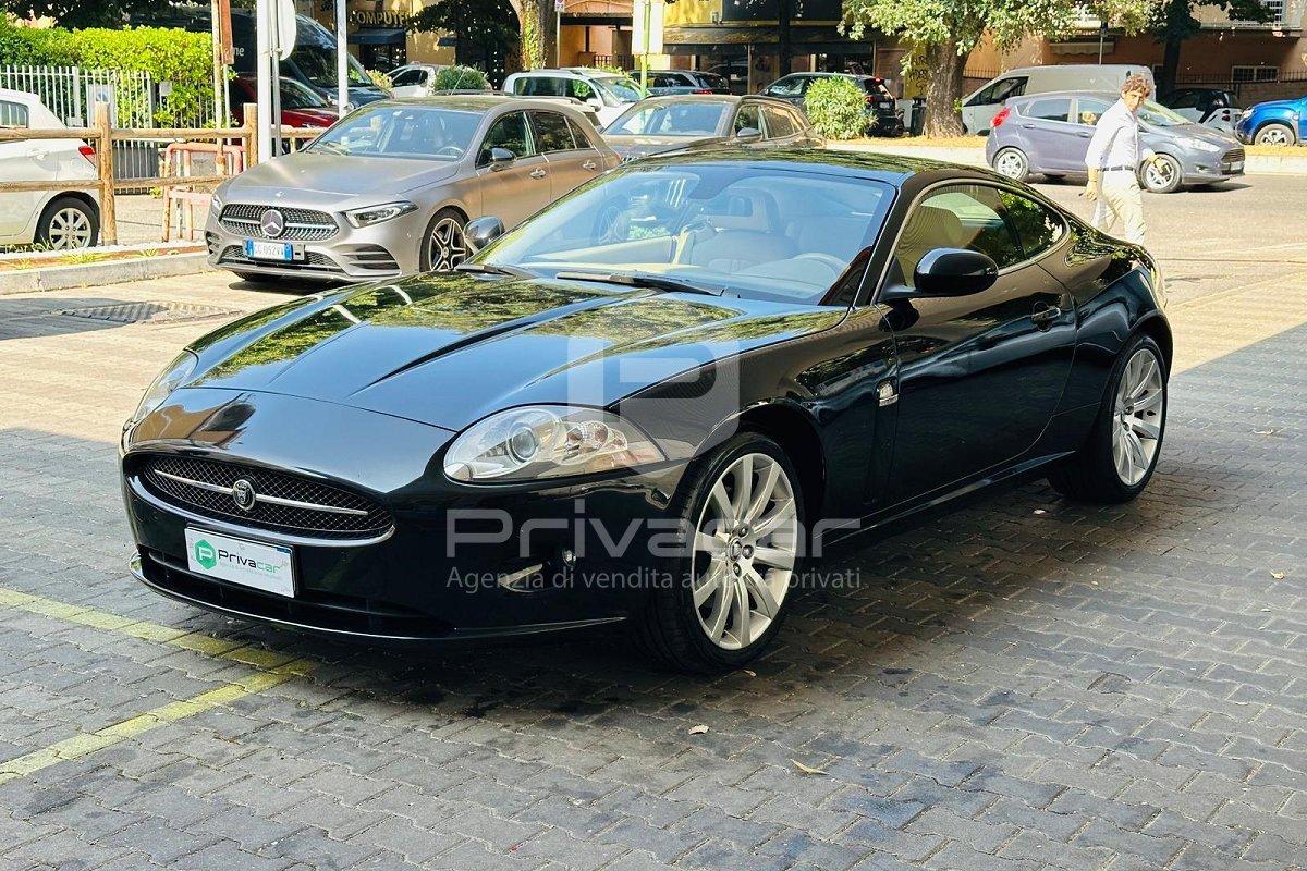 JAGUAR XK 4.2 V8 Coupé