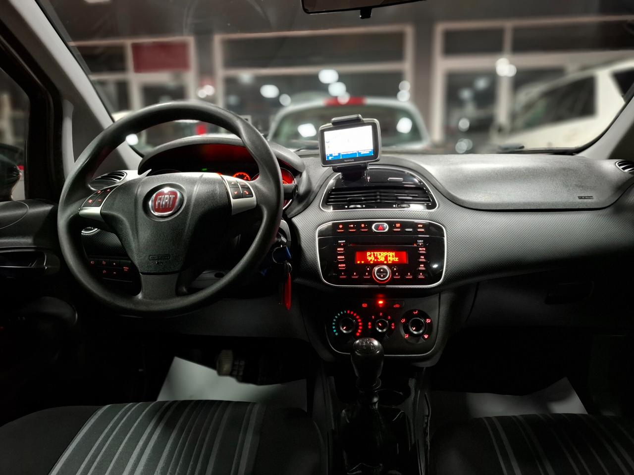 Fiat Punto Evo 1.4 benzina Neopatentato
