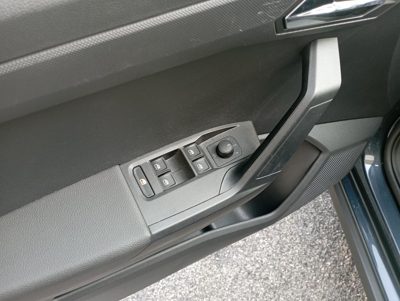 Seat Arona 1.6 TDI 95 CV NEOPATENTATI OK