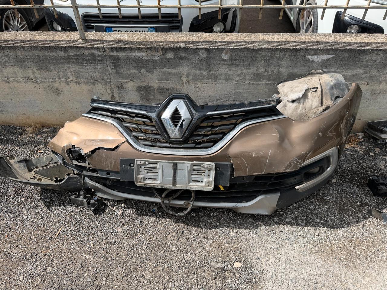 RENAULT CAPTUR 2018 1.5 DIESEL 110 CV *MARCIANTE