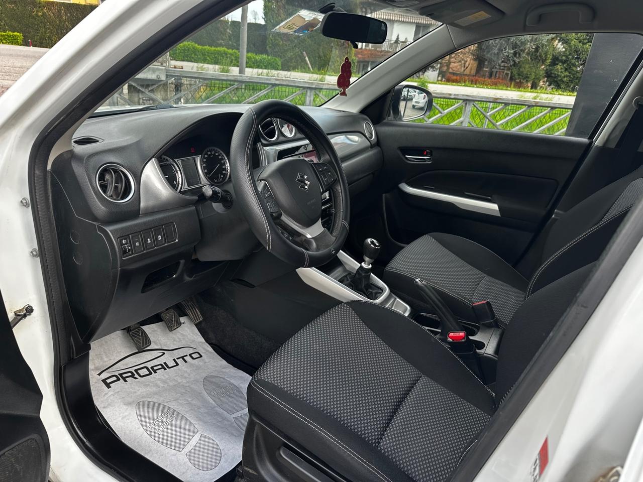 Suzuki Vitara 1.6 DDiS V-Top EURO6
