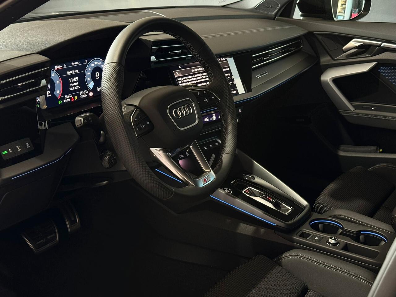 Audi A3 SPB 35 TDI S tronic Line Edition *NERO PLUS - TETTO - 19"*
