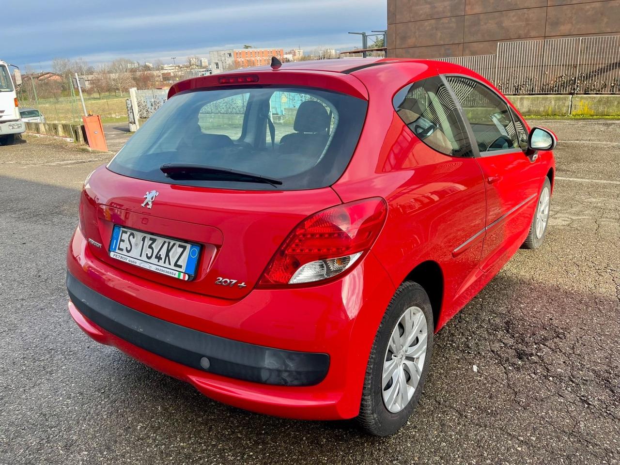 Peugeot 207 Plus 1.4hdi 106.000km 2013 3 porte per neopatentati