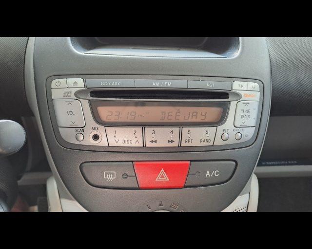 TOYOTA Aygo 5p 1.0 Sol FL - CAMBIO AUTOMATICO