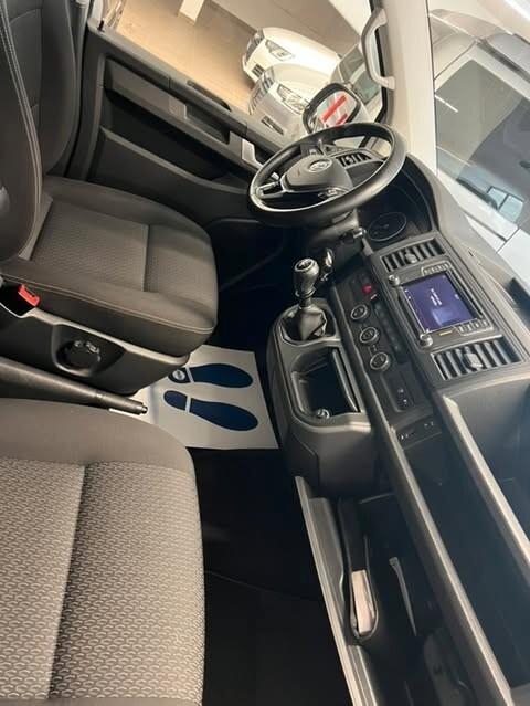 Volkswagen Multivan 2.0 TDI Bett/letto 6Sitze/posti 150PS/cv EURO6 Führerscheinneuling/Neopatentati