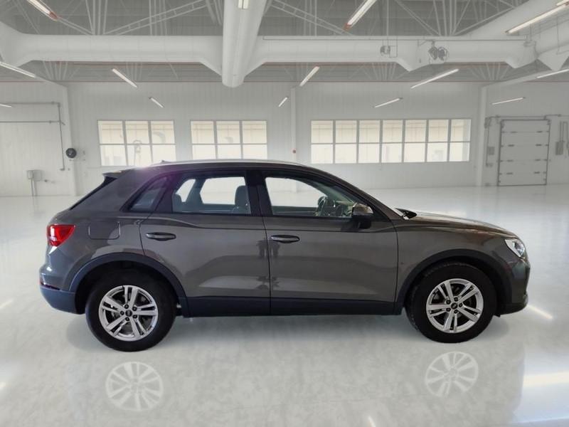 AUDI Q3 35 TDI S tronic Business