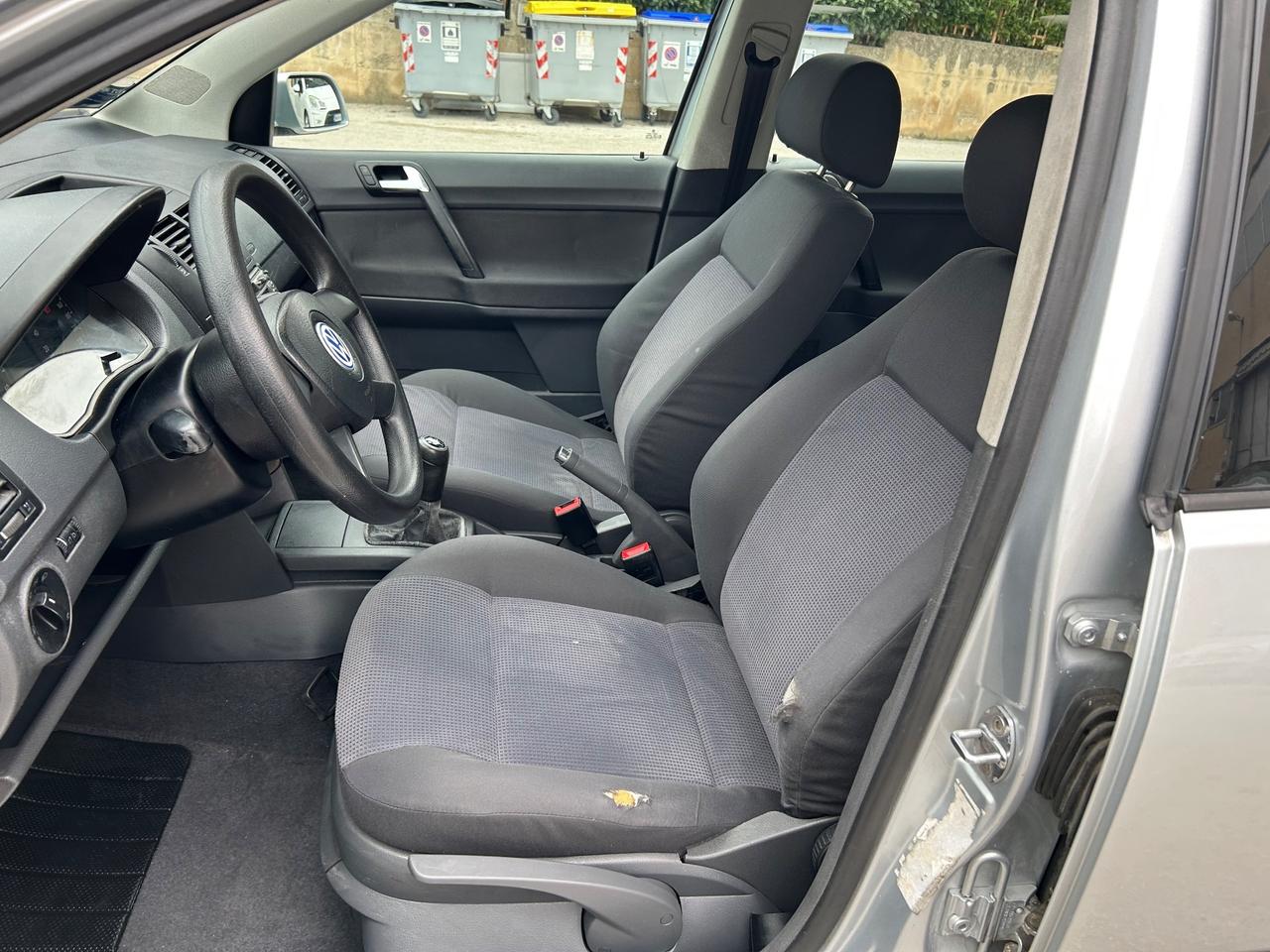 Volkswagen Polo 1.2 12V 5p. Trendline 98000km