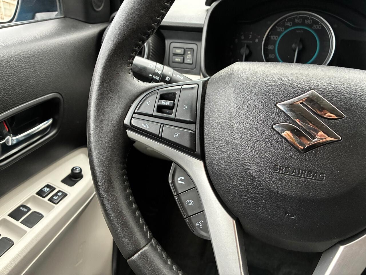 Suzuki Ignis 1.2 Hybrid Top