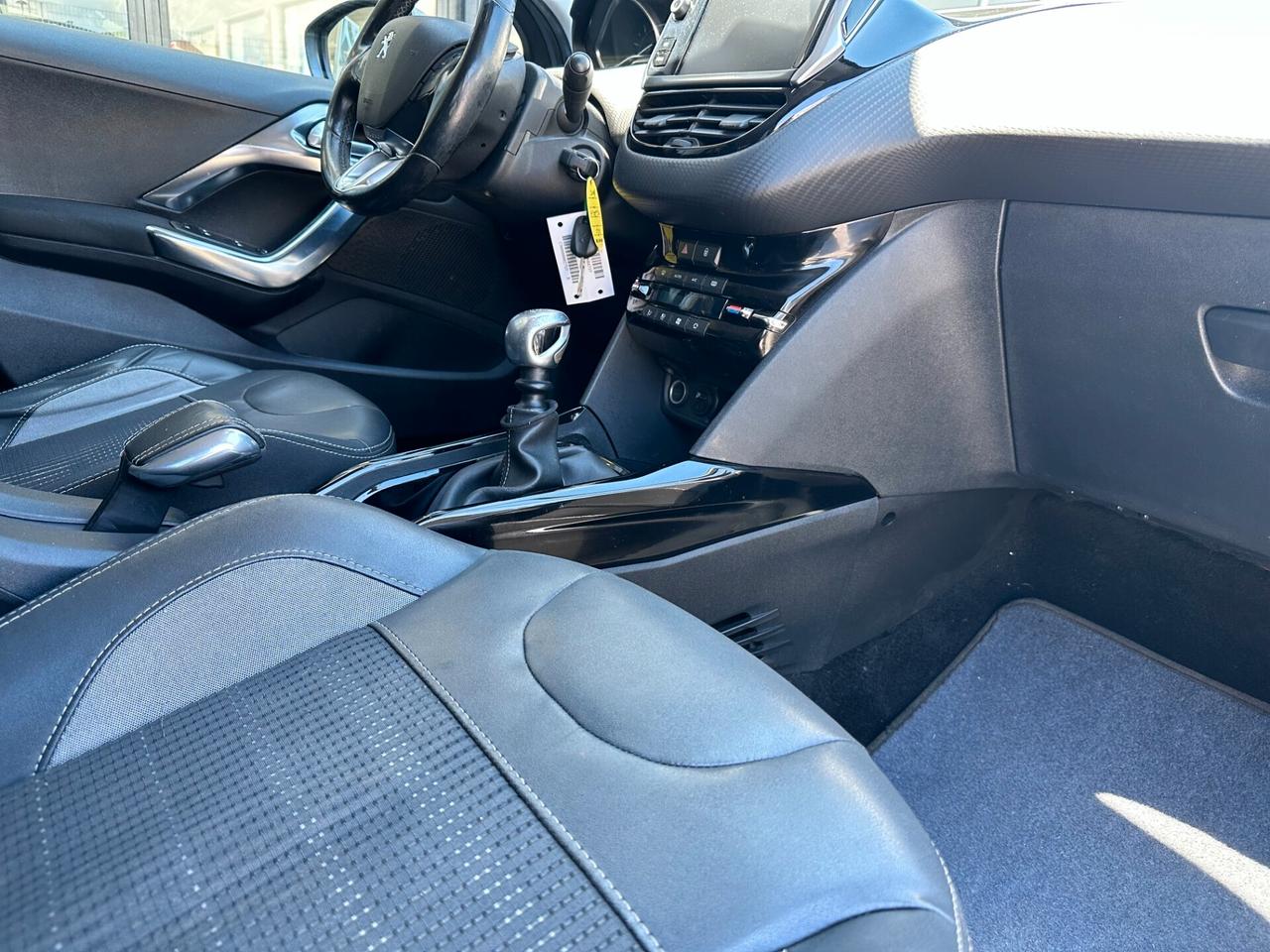 Peugeot 2008 BlueHDi 120 S&S Allure