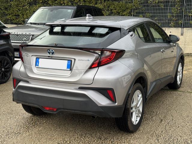 TOYOTA C-HR BUSINESS E-CVT 1.8cc 98cv AUTOCCARRO N1