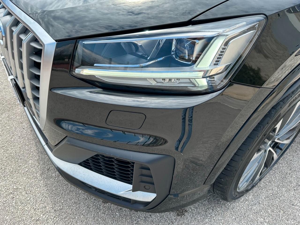 Audi Q2 SQ2 TFSI quattro S tronic