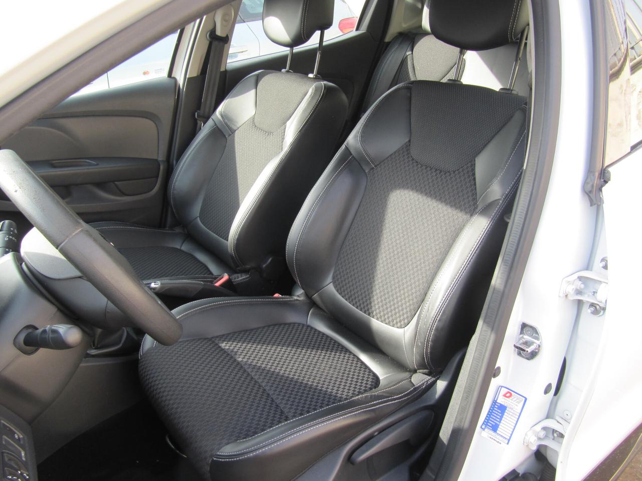 Renault Clio dCi 8V 75 CV 5 porte Duel2