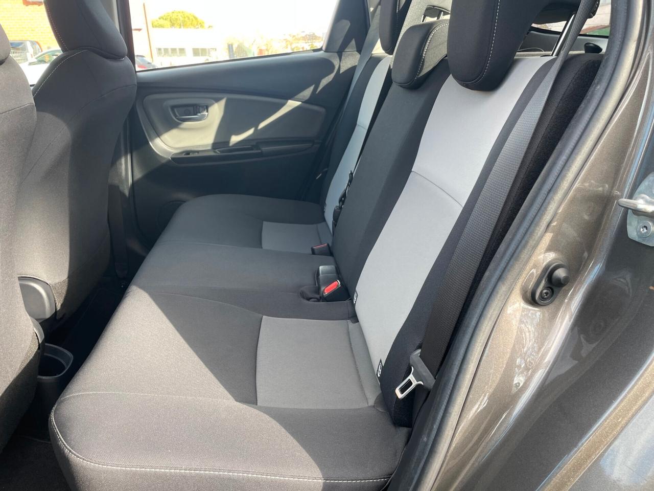 Toyota Yaris 1.5 Hybrid 5 porte Active * OK NEOPATENTATI*