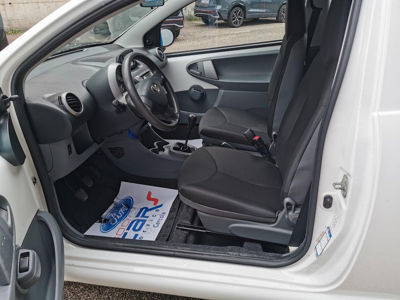 Toyota Aygo 1.0 12V VVT-i 3 porte Now Connect