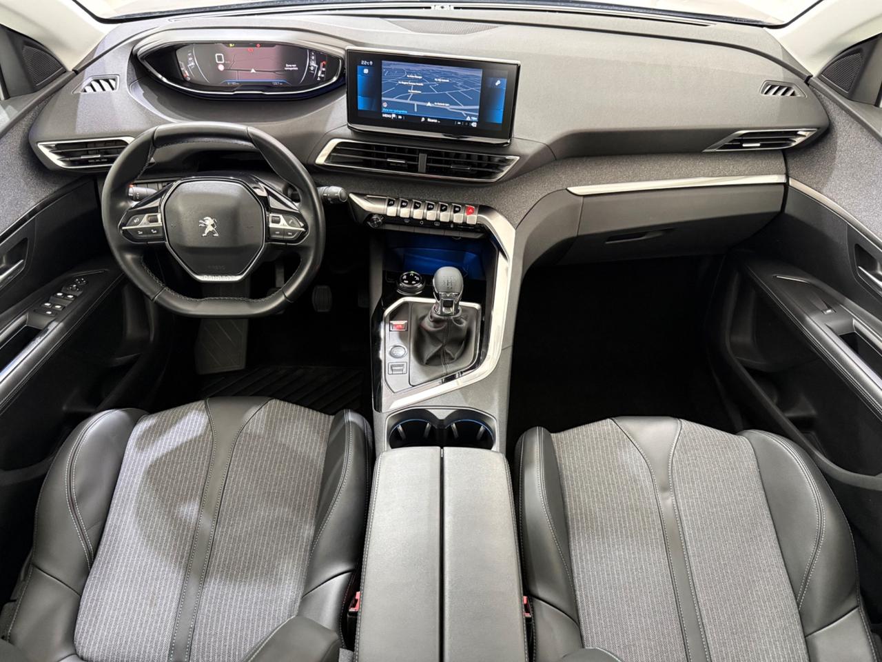 PEUGEOT 3008 BLUE HDi 130 S&S ALLURE PACK IVA ESPOSTA