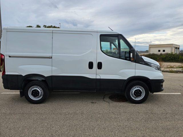 IVECO Daily 35S14V 3000 PC-TN Furgone FULL OPTIONAL