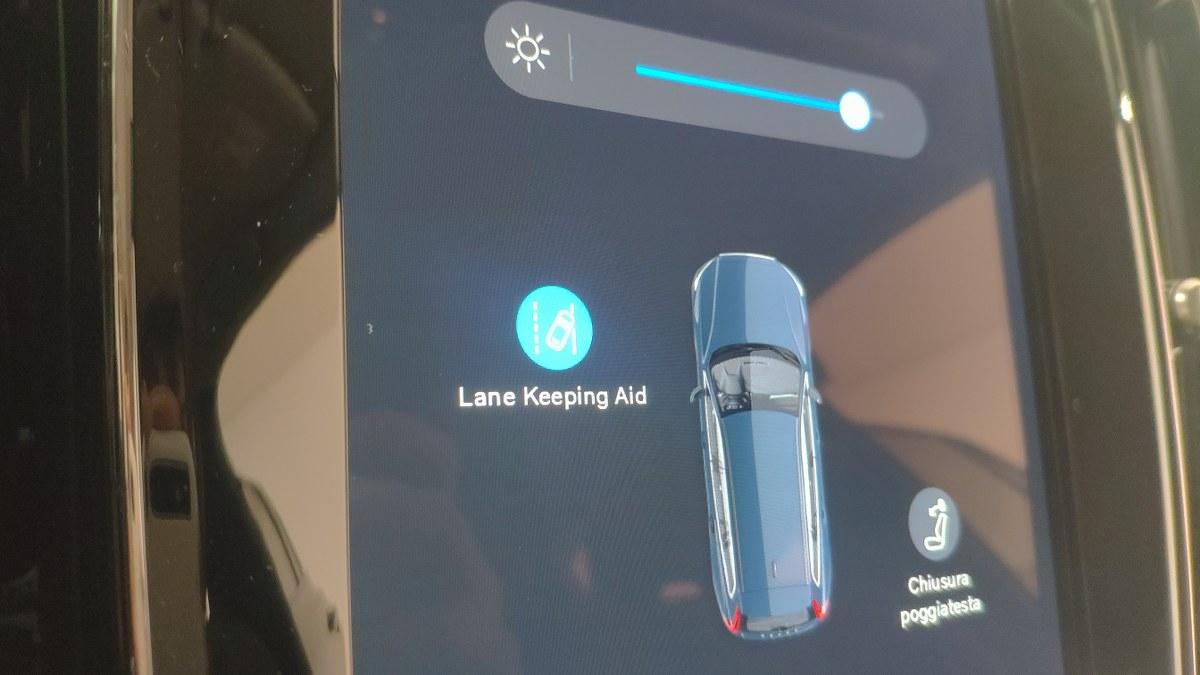 VOLVO V60 B4 Mild Hybrid Automatico Plus Dark