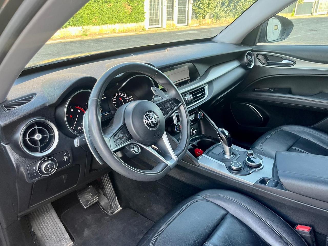 Alfa Romeo Stelvio 2.2diesel 210CV 2017 132.000km perfetta