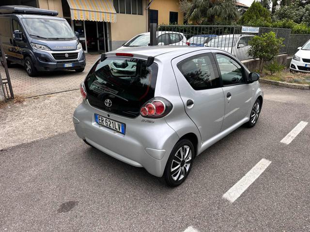 TOYOTA Aygo 1.0 12V VVT-i 5 porte Active Connect