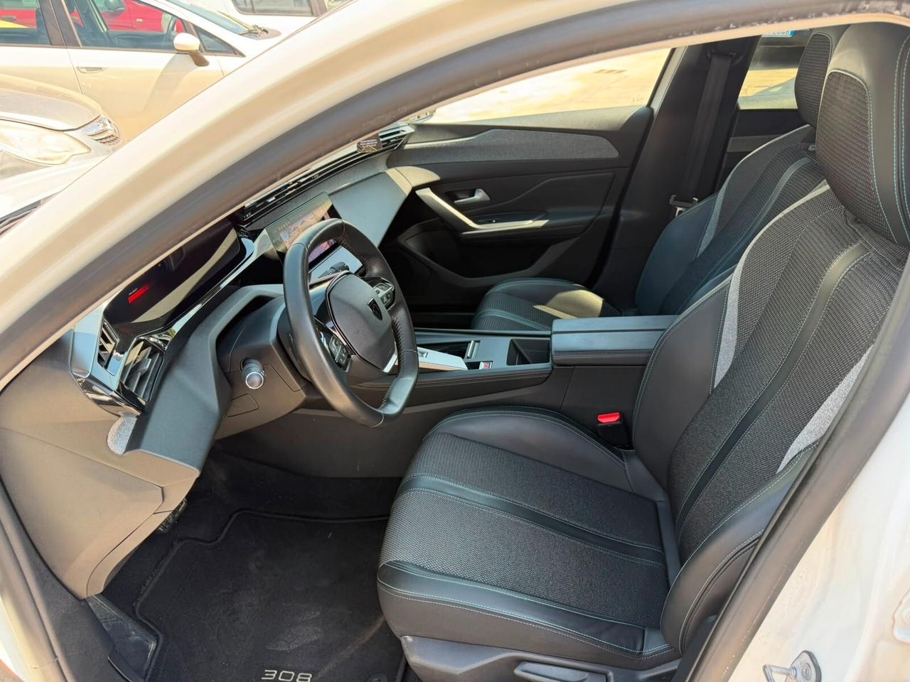 Peugeot 308 BlueHDi 130 S&S EAT8 GT Pack