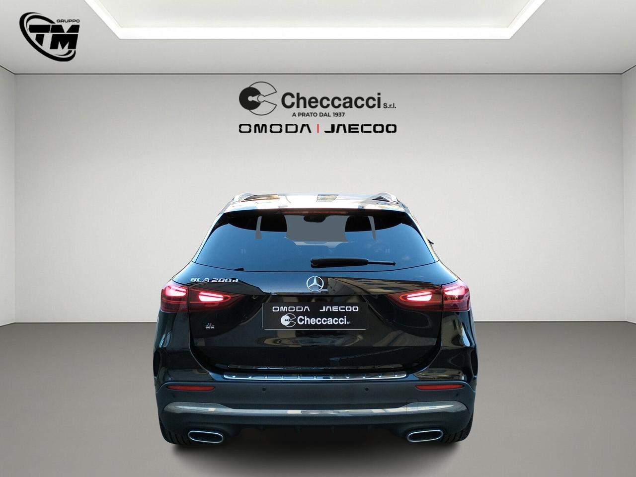 Mercedes-Benz GLA 200 d AMG Line Premium auto * SOLI 22.000 KM *