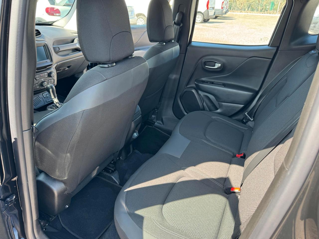 Jeep Renegade 1.3 T4 DDCT Limited