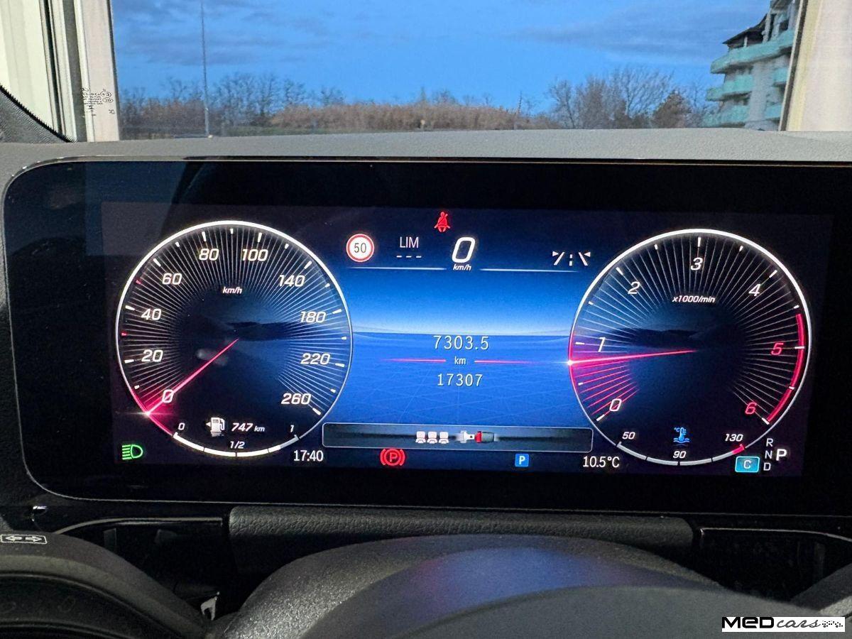 MERCEDES - Classe GLA - 200 d Automatic 4Matic Premium