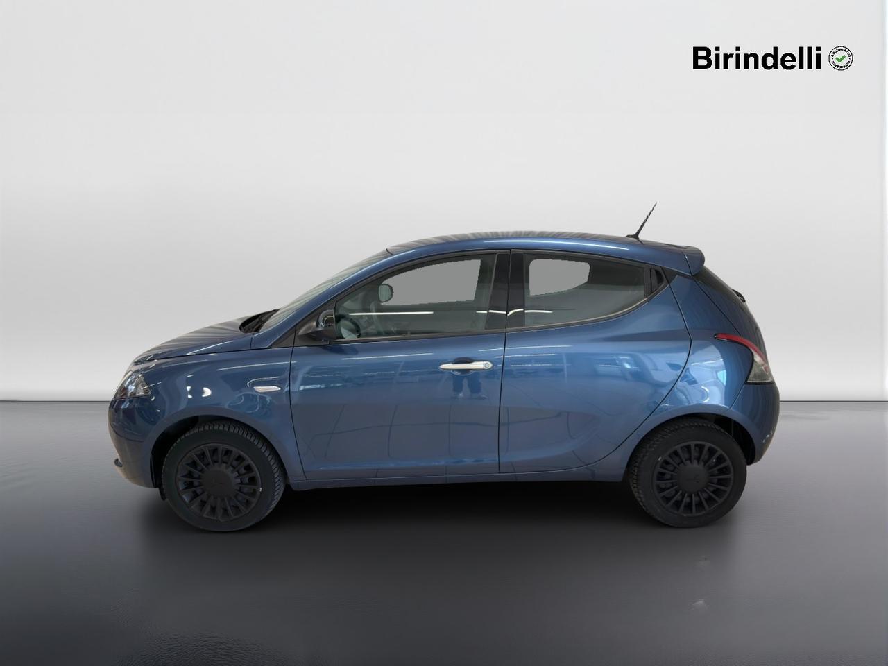 LANCIA Ypsilon 3ª serie - Ypsilon 1.0 FireFly 5 porte S&S Hybrid Silver