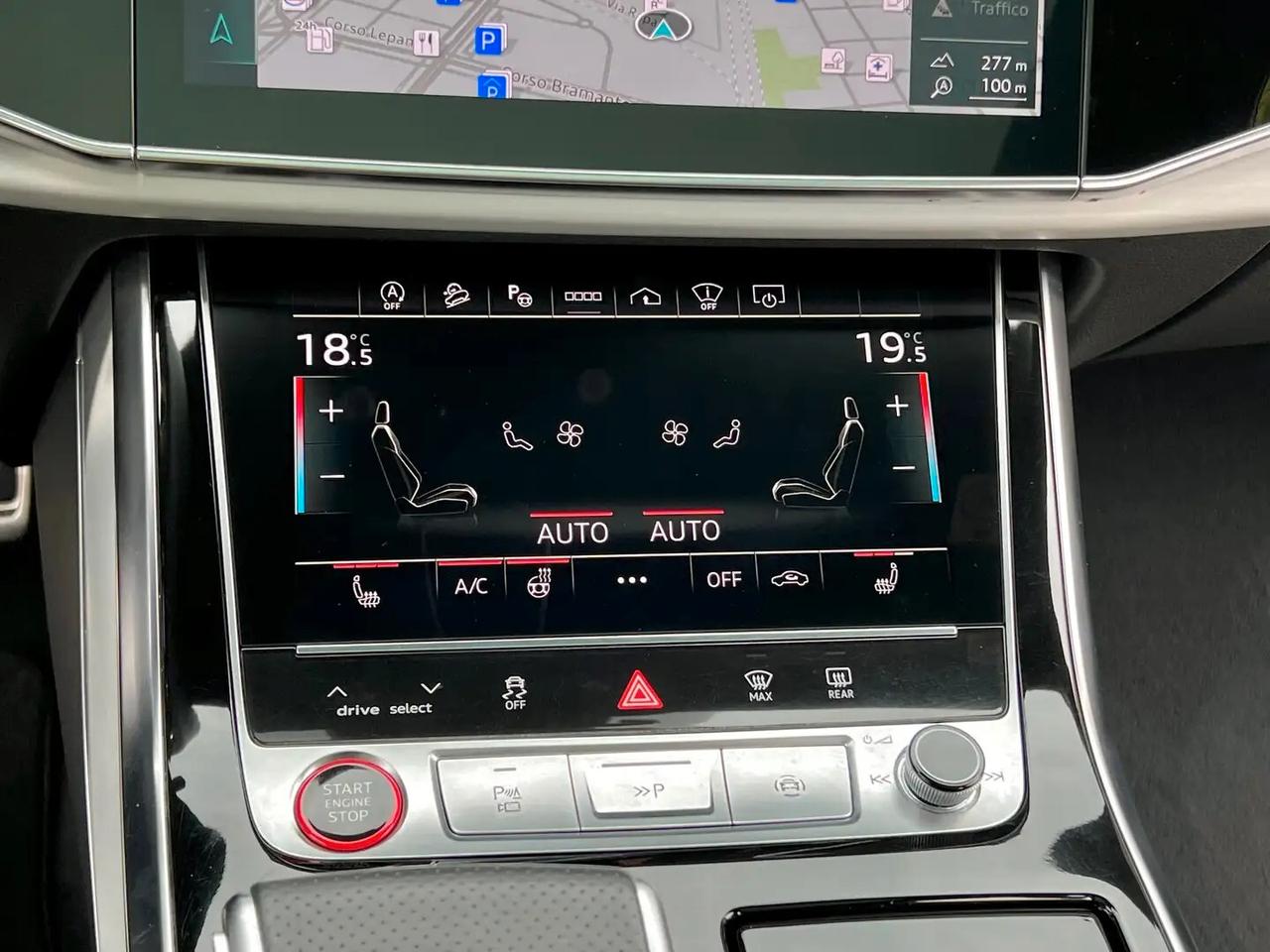 Audi SQ7 4.0 V8 Bi-Turbo TFSi 507cv aut. Tiptronic8 Quattro 7Posti Sport Attitude