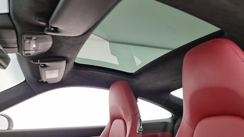 Porsche 911 911 3.0 Carrera 4 Coupé