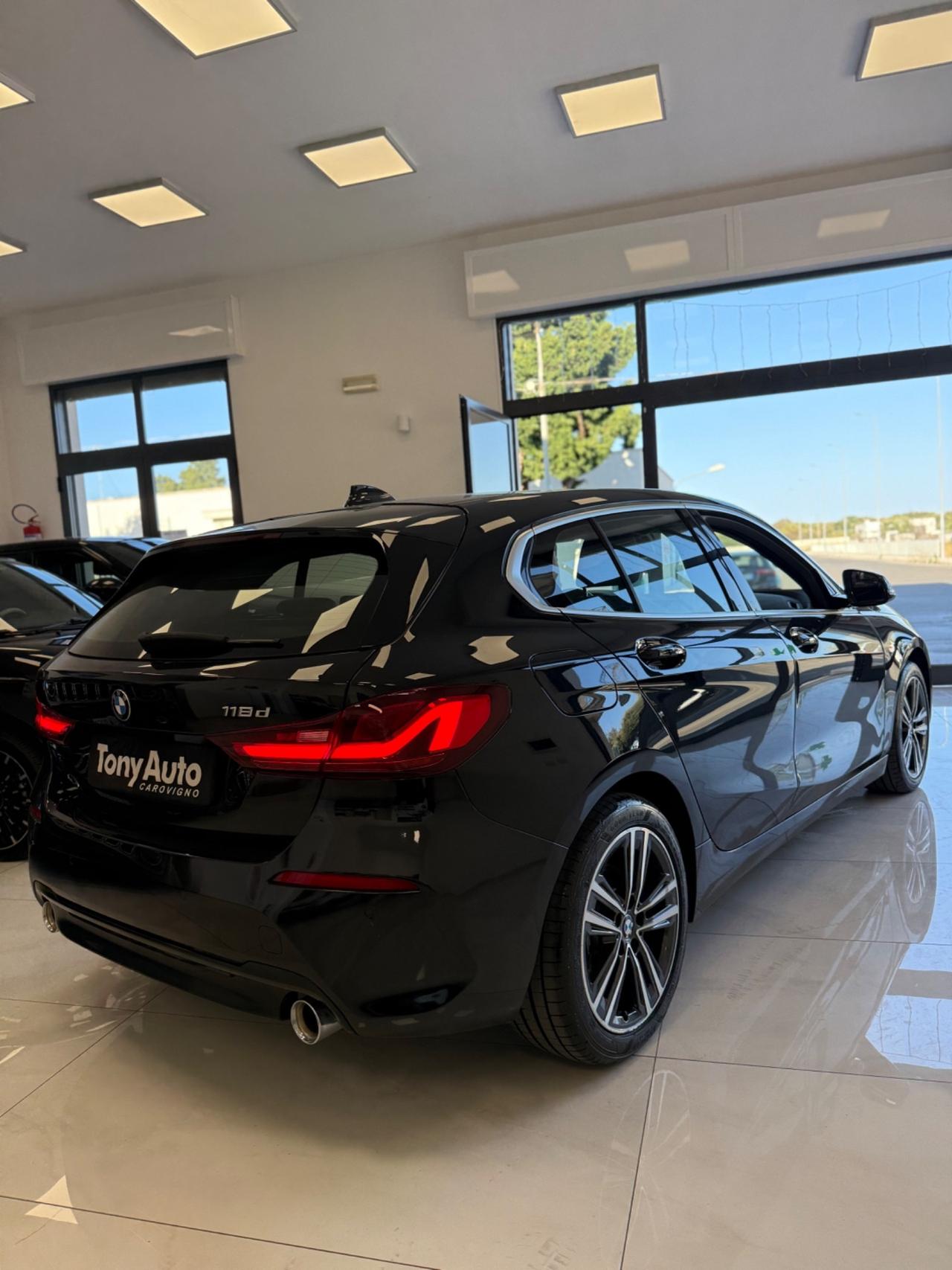 Bmw 118 d SPORT CON APPLE CARPLAY,VIRTUAL COCKPIT,NAVI,FULL LED,AZIENDALE BMW,KM CERTIFICATI