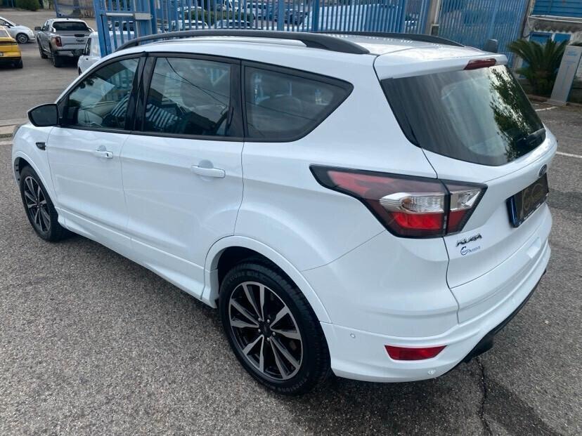 Ford Kuga 1.5 TDCI 120 CV S&S 2WD ST-Line