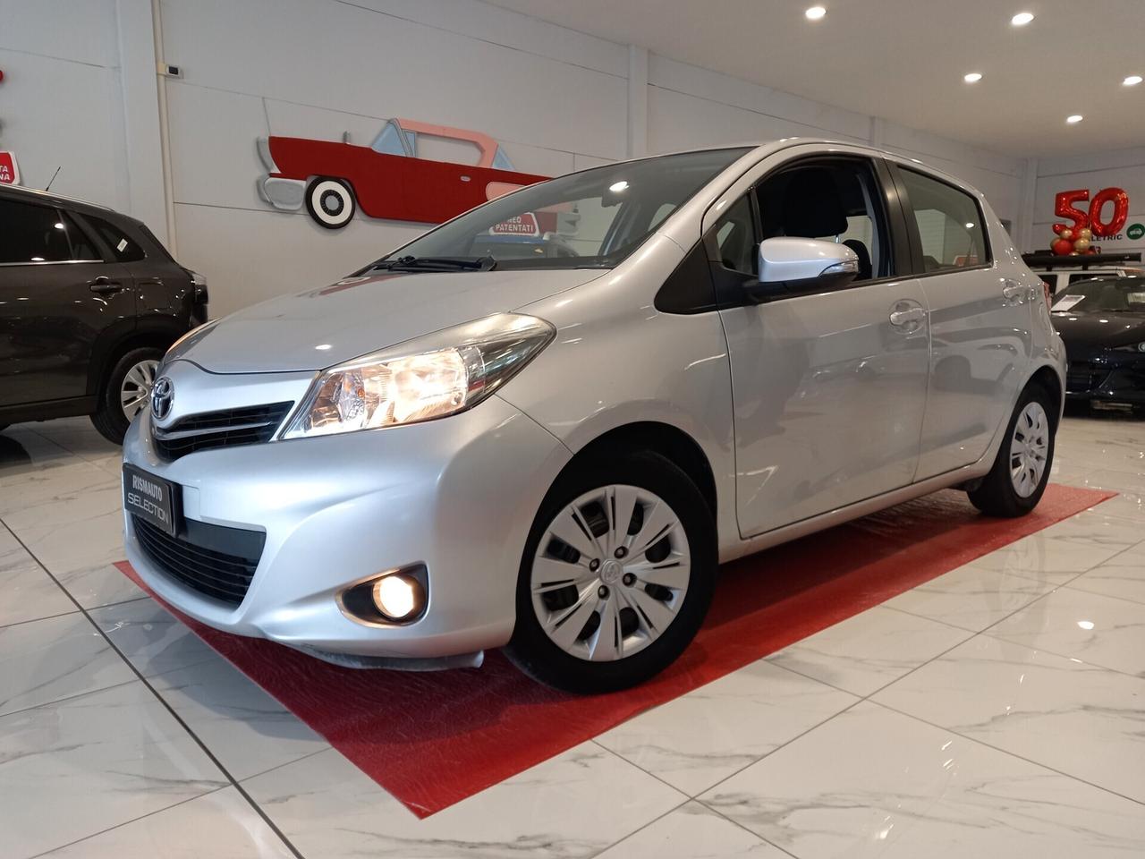 Toyota Yaris 1.0 5 porte Lounge