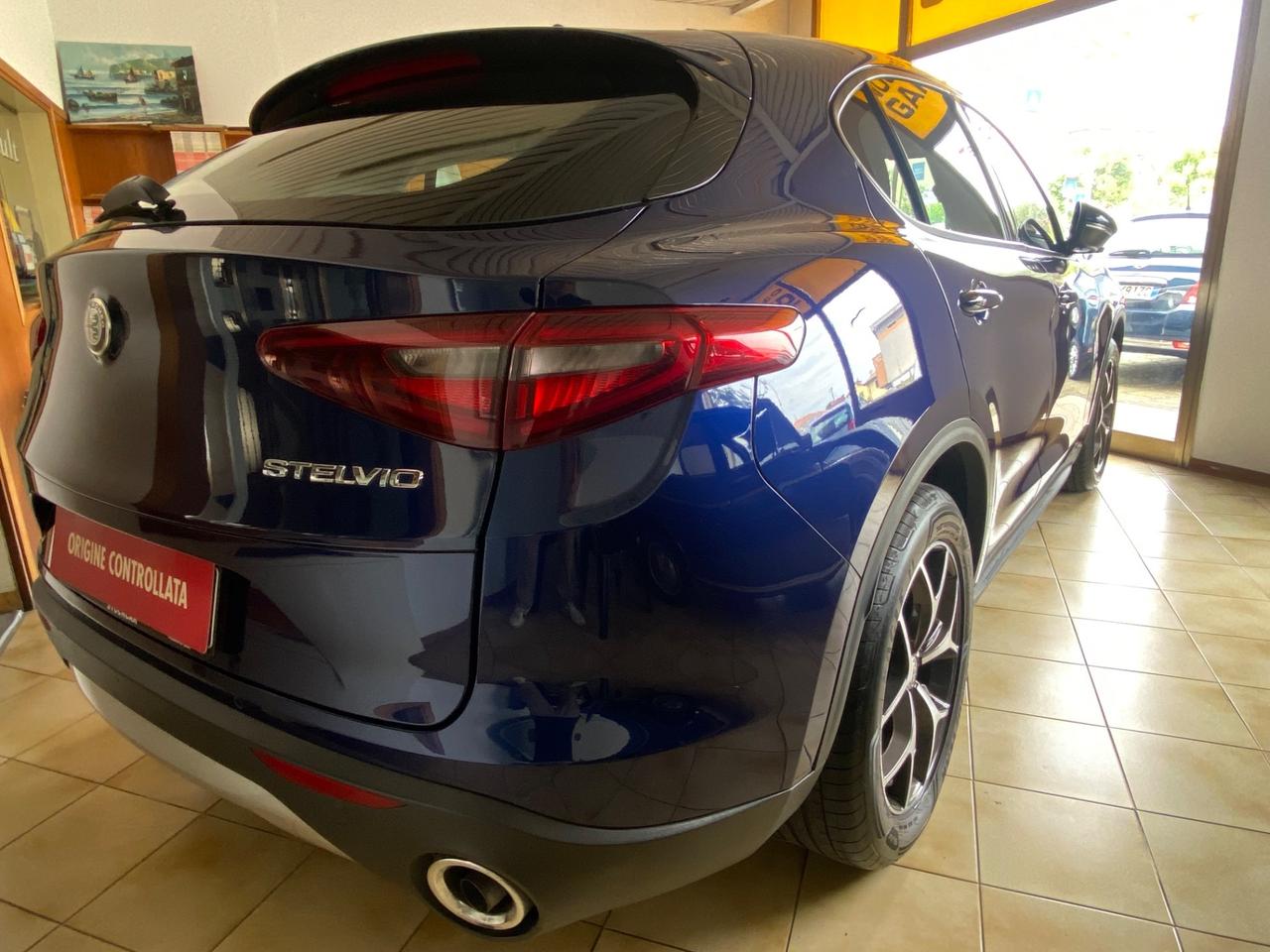 Alfa Romeo Stelvio 2.2 Turbodiesel 190 CV AT8 Q4 B-Tech