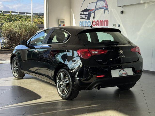 ALFA ROMEO Giulietta 1.4 Turbo 120 cv Distinctive Euro6 Neopatentati