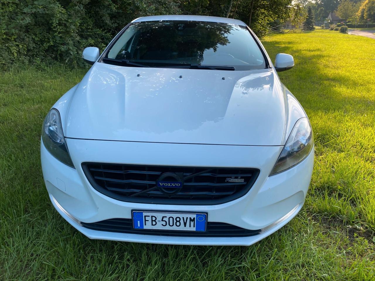 VOLVO V40 D2 1.6 114cv diesel