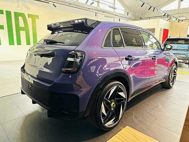 Abarth 600e Scorpionissima
