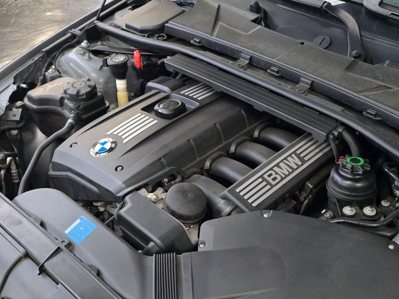 BMW 325i E92 218cv