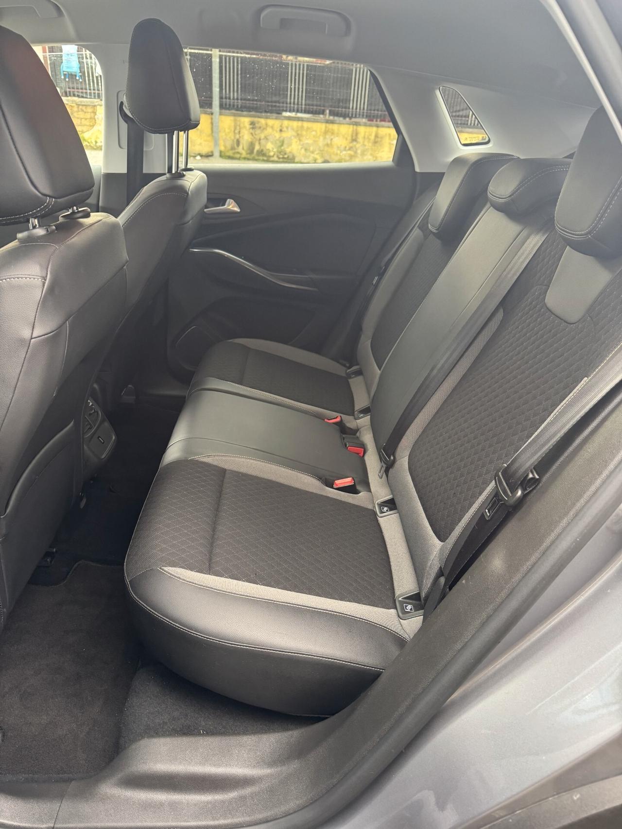 Opel Grandland X 1.5 diesel Ecotec Start&Stop aut. Elegance