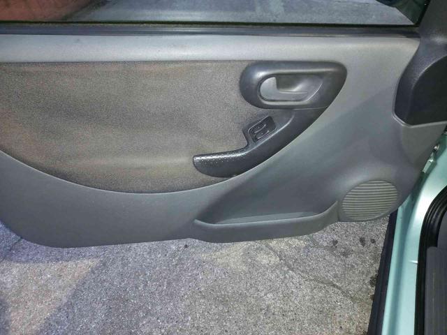 OPEL Corsa 1.0i 12V cat 3 porte NEOPATENTATI