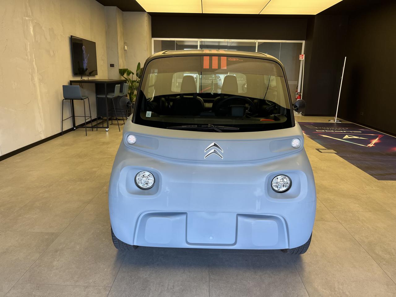 CITROEN AMI - AMI ORANGE
