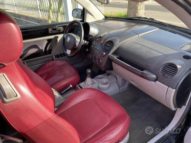 Volkswagen New Beetle NEW BEETLE CABRIO