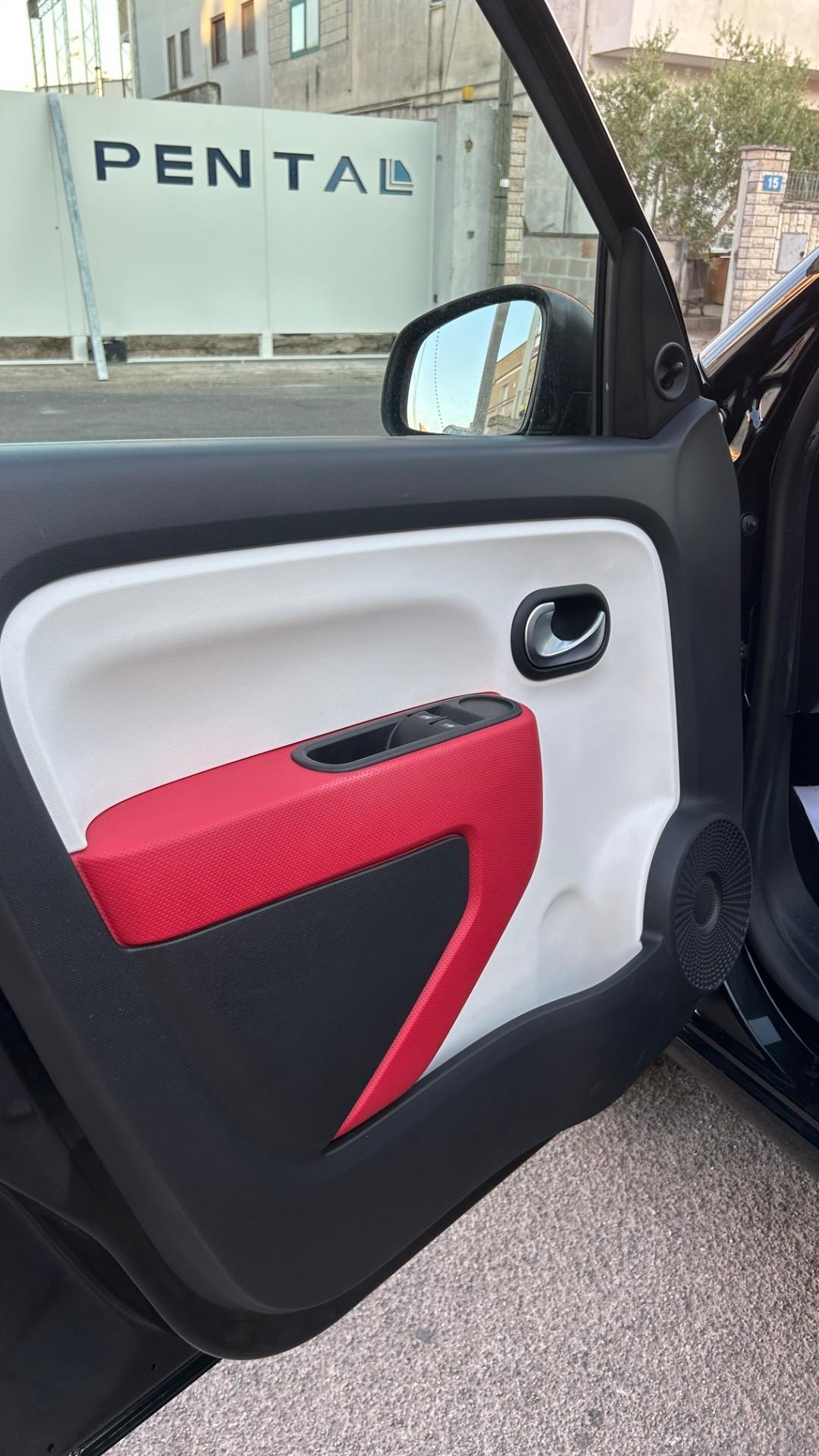 Renault Twingo Cabrio 1.0 69 cv-2016-CLIMA